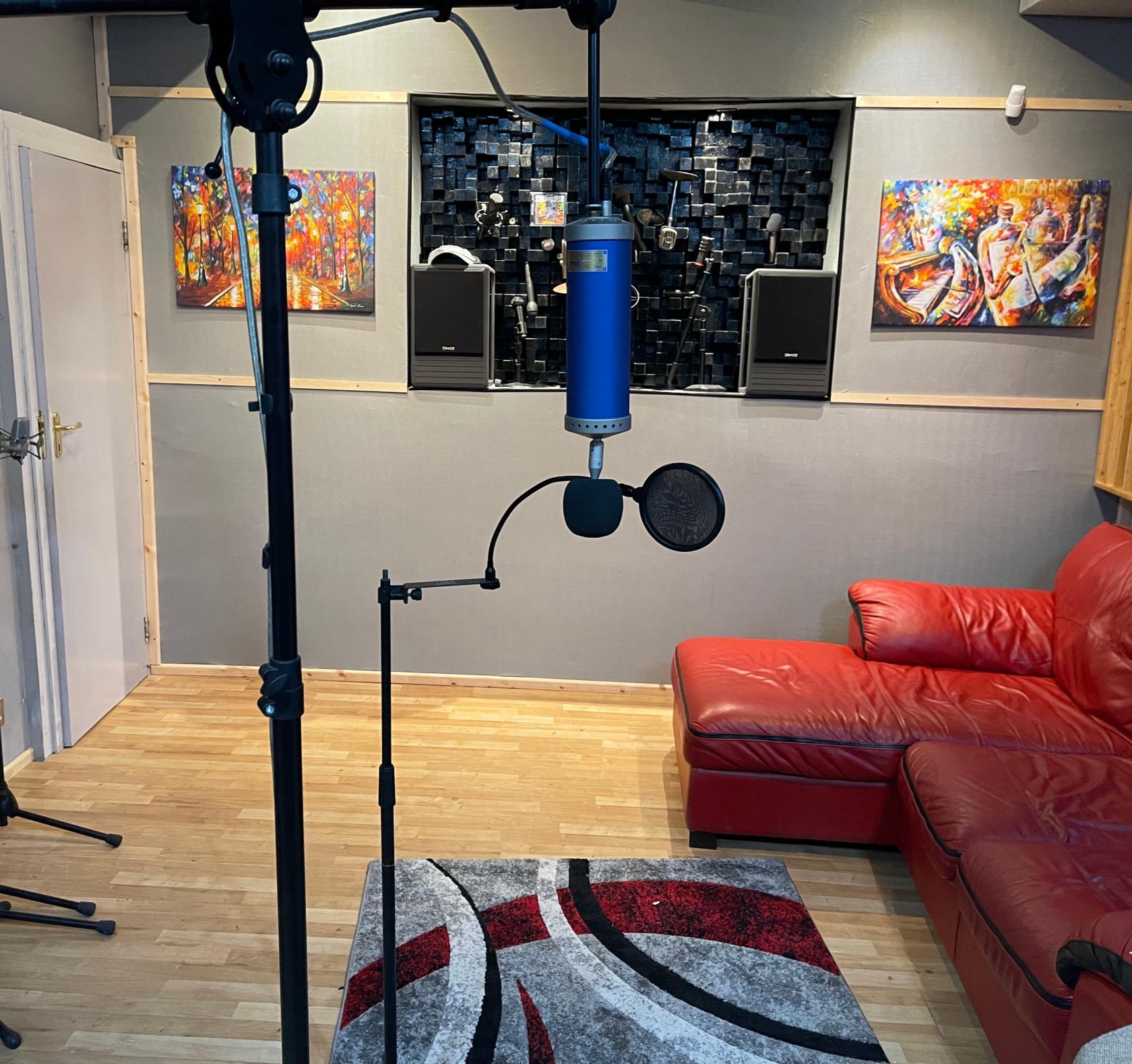 Redording Room Recording Room - Birmingham Studios - Event Venue Hire - Tagvenue.com