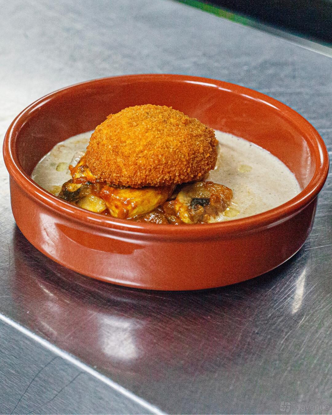 Purple Poppadom Venue Hire in Cardiff | Photos & Prices