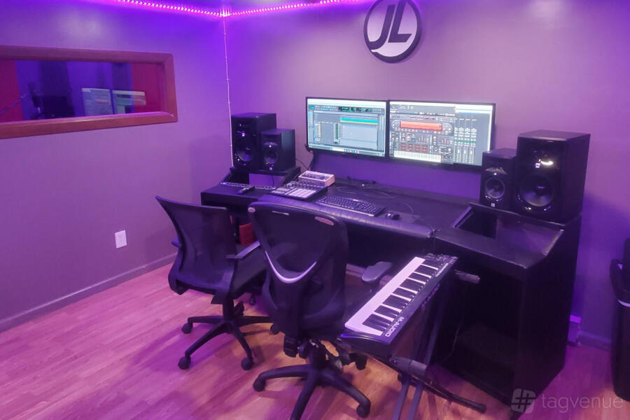 Production Quad B-Side Room at