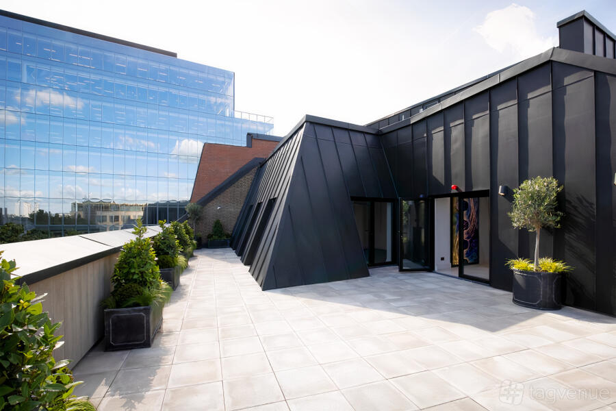 The Rooftop Garden at 87 Barts Close