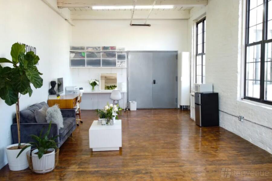 Antonio Jefferson Studio Antonio Jefferson Studio
