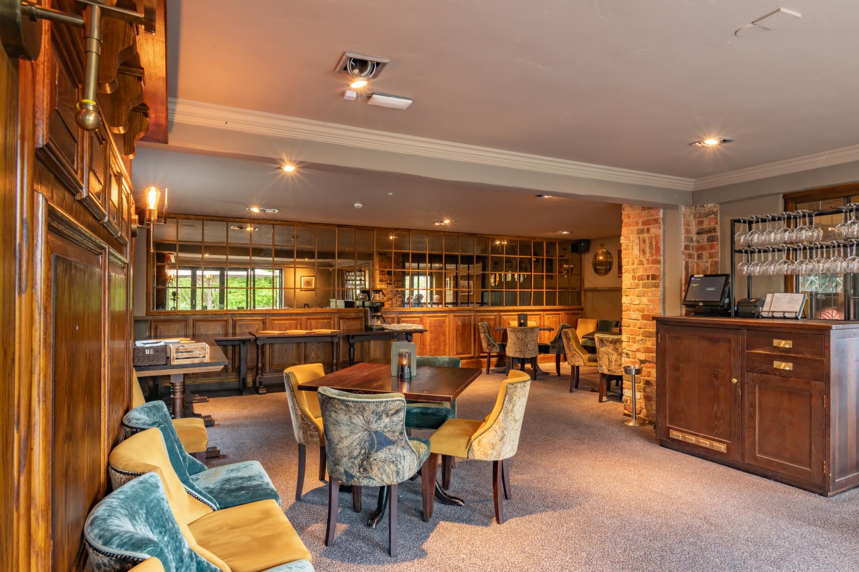 Private Dining Area - The Kingfisher - Event Venue Hire - Tagvenue.com