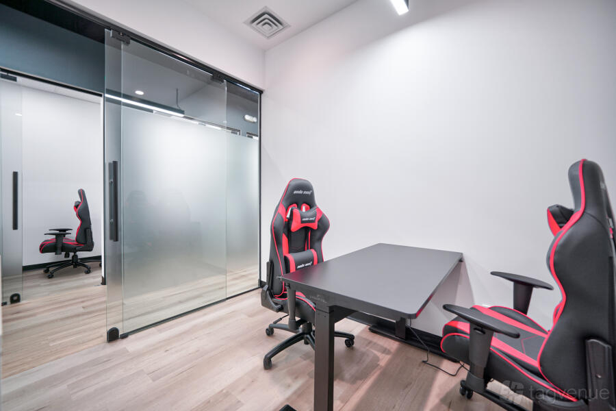 Daily office rental at