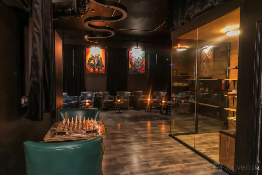 Lounge Lounge