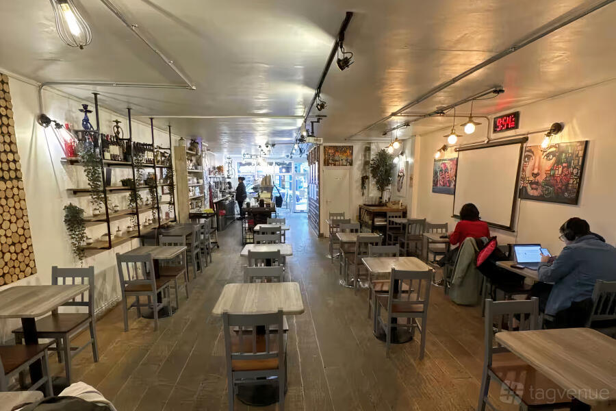 Entire Cafe Entire Cafe
