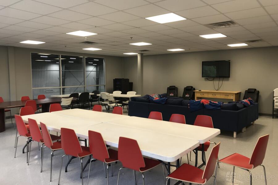 Large Meeting Room 2 Large Meeting Room 2