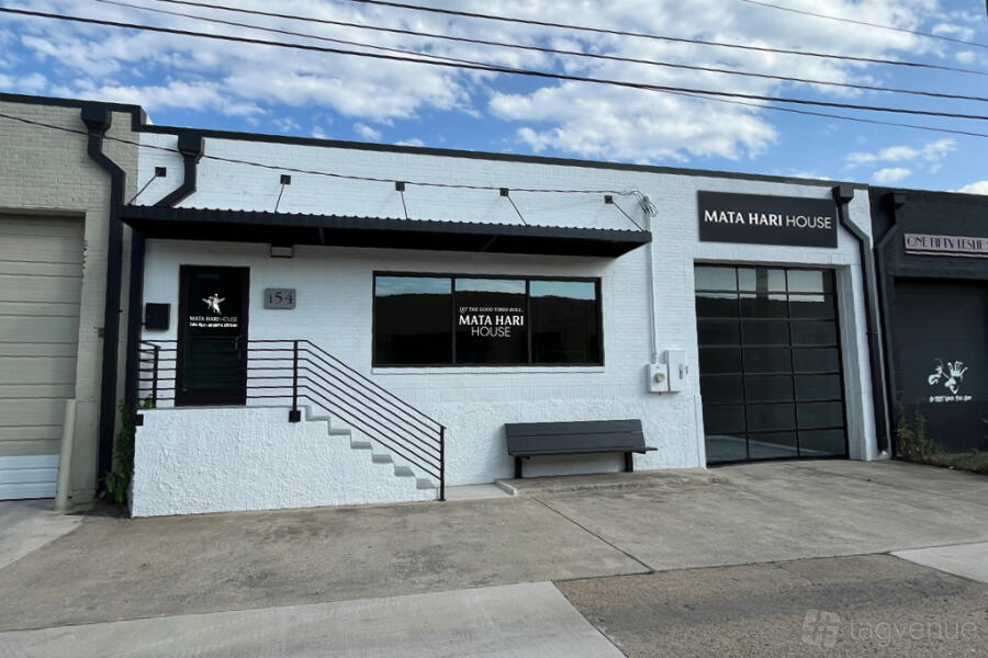 Mata Hari House Venue Rental in Dallas, TX | Reviews, Photos & Prices