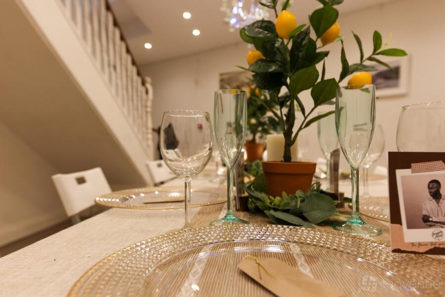 The Living Room Place Furzedown Venue in London | Reviews, Photos & Prices