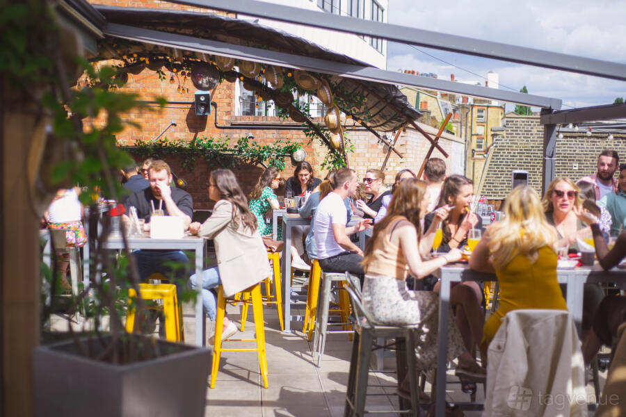 The Space & 1/4 of Terrace The Space & 1/4 of Terrace