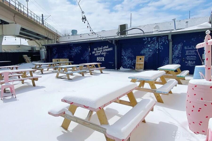 Entire Venue Entire Venue