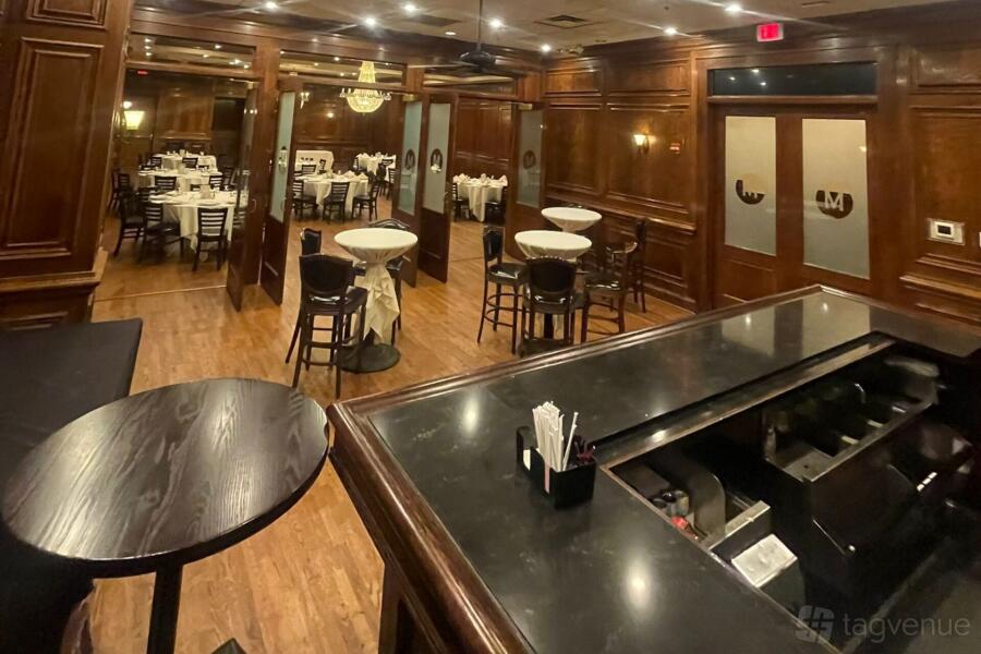 Francesca Bar at Maggiano's Little Italy Chevy Chase