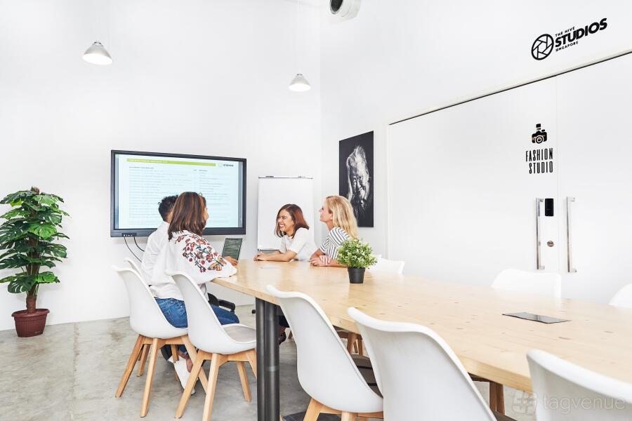 14 Pax Meeting Room at The Hive Lavender
