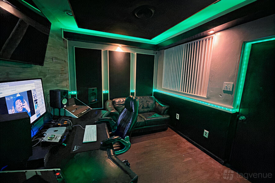 Recording Studio Recording Studio