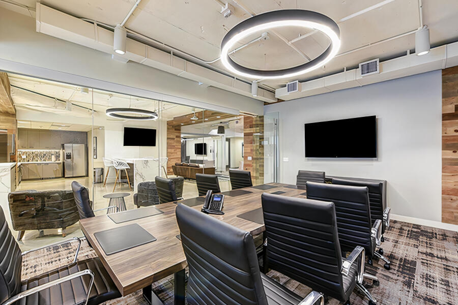 Large Conference Room Large Conference Room