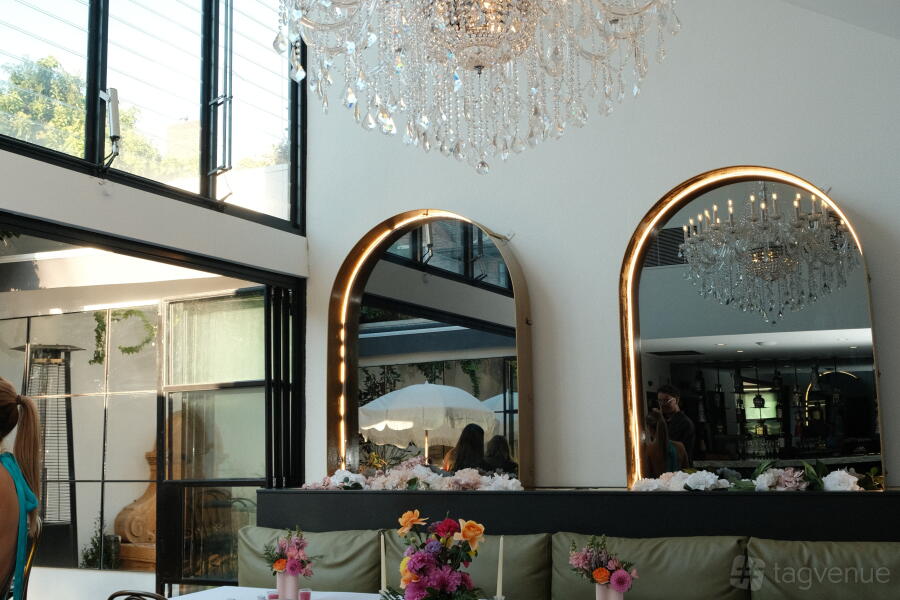 Crystal Bar Crystal Bar