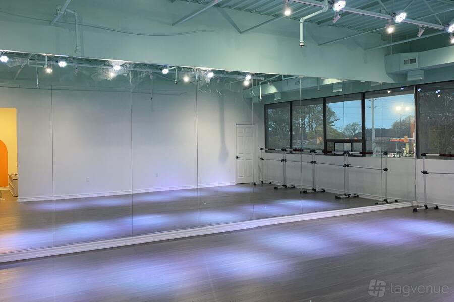 Big Room Big Room