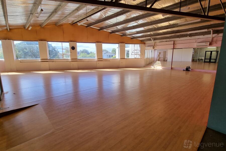 Dance Studio Dance Studio