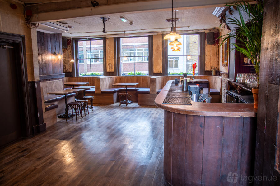 1st floor private hire 1st floor private hire