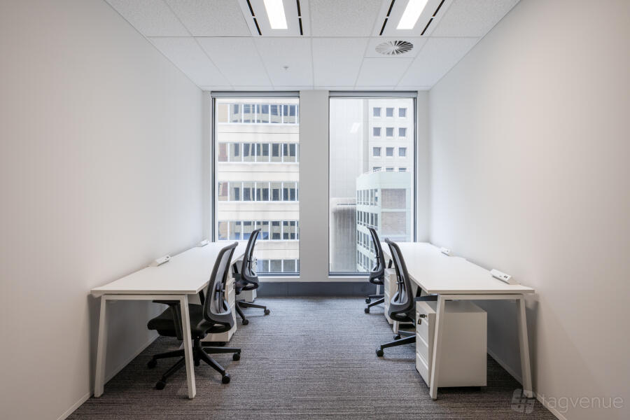 4-Person Day Office 4-Person Day Office