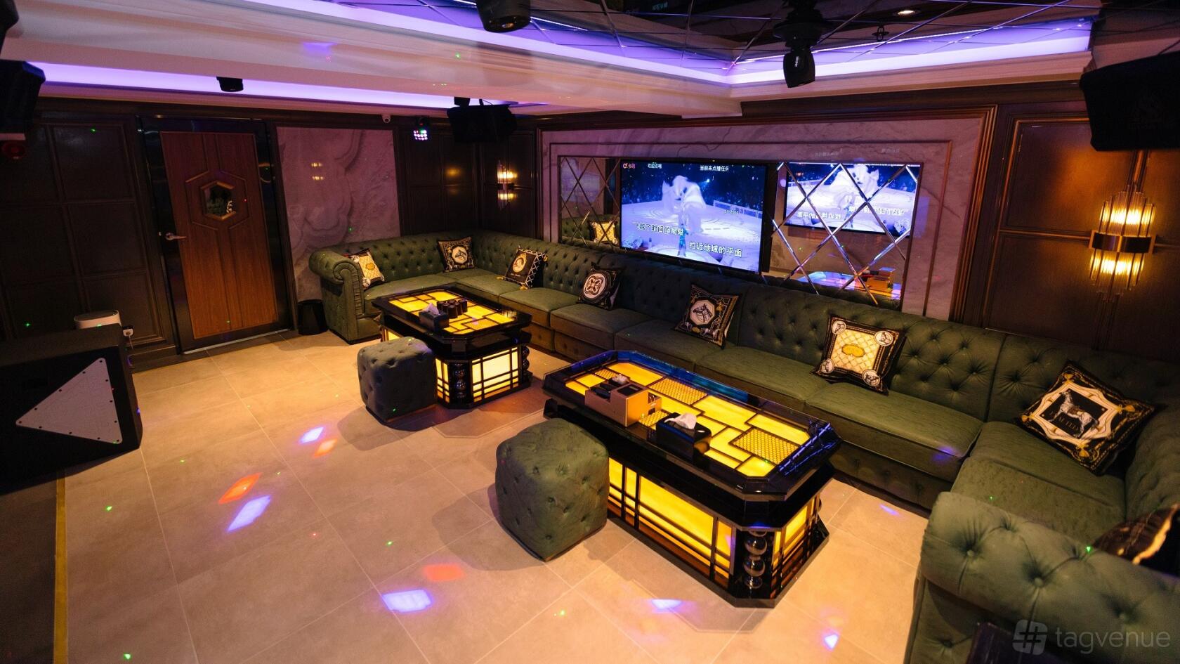 Vip Room Drop Large VIP Room - Sugar karaoke - Event Venue Hire - Tagvenue.com