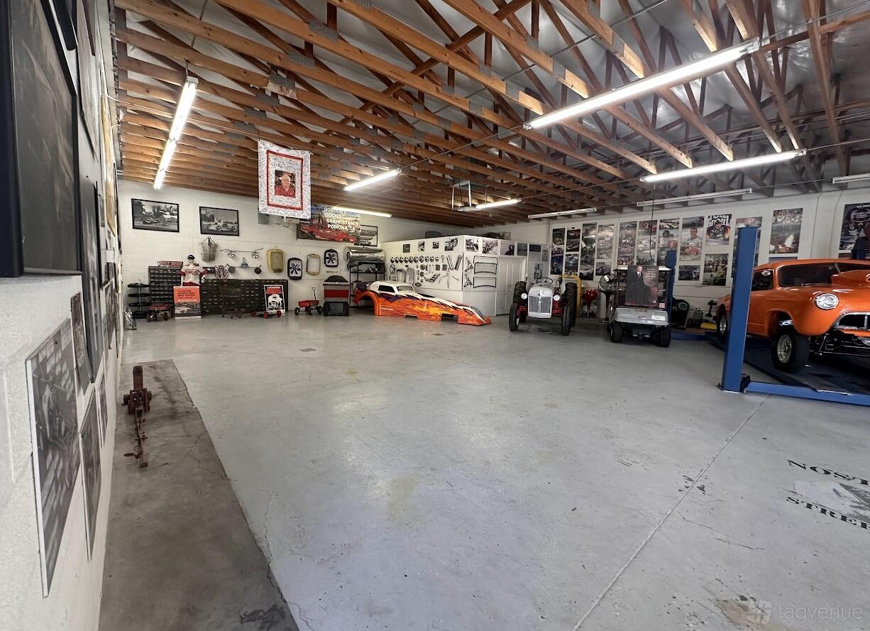 Venue Rods Event Space - Nostalgia Street Rods - Event Venue Rental - Tagvenue.com