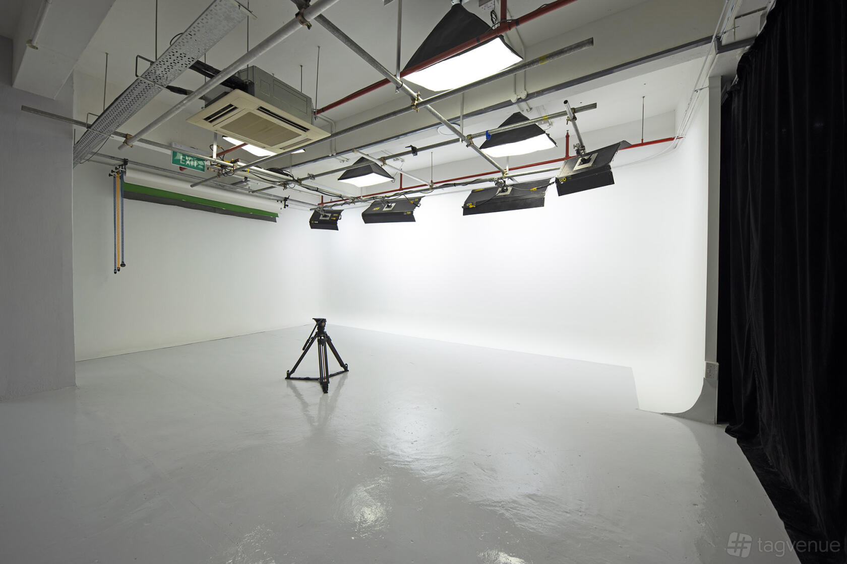 Walk In Space Studio Lifestyle Space + Studio - Alta Studio - Event Venue Rental - Tagvenue.com