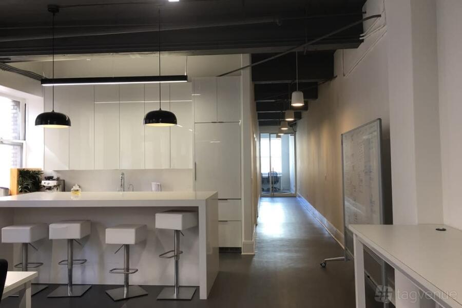Small Meeting Room Small Meeting Room