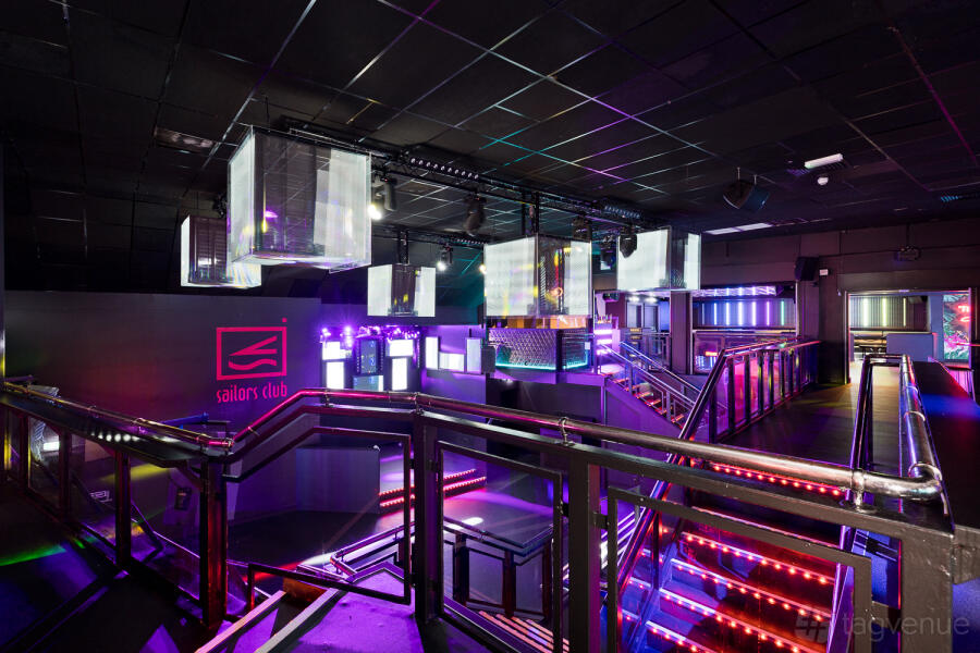 Club Club