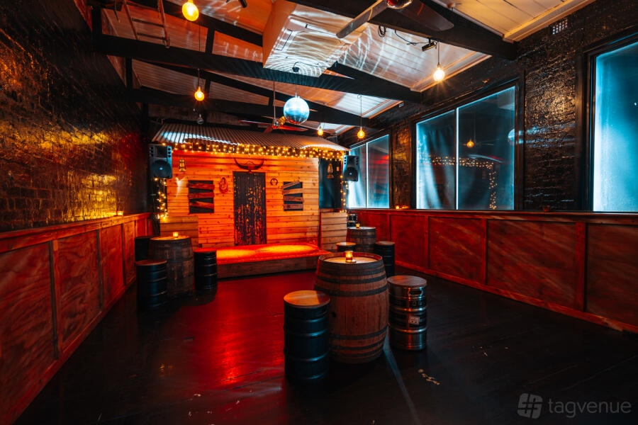 Upstairs Exclusive Upstairs Exclusive