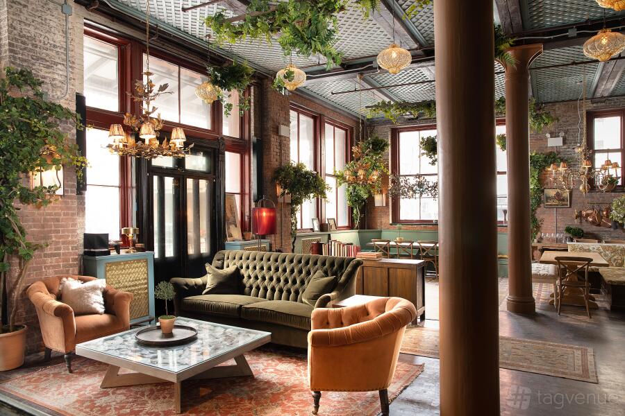 Garden Room and Patio at