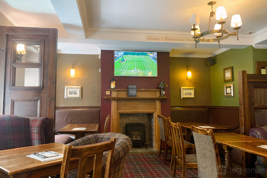 THE ISLAY INN THE ISLAY INN