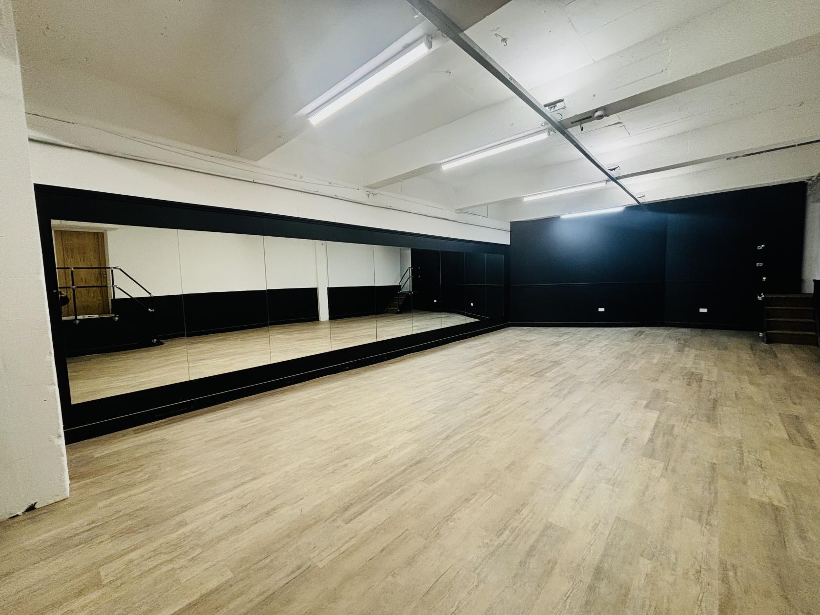 unity dance studio - unity studios bs2 - event venue... Unity Studios BS3 Venue Hire in Bristol | Reviews, Photos & Prices