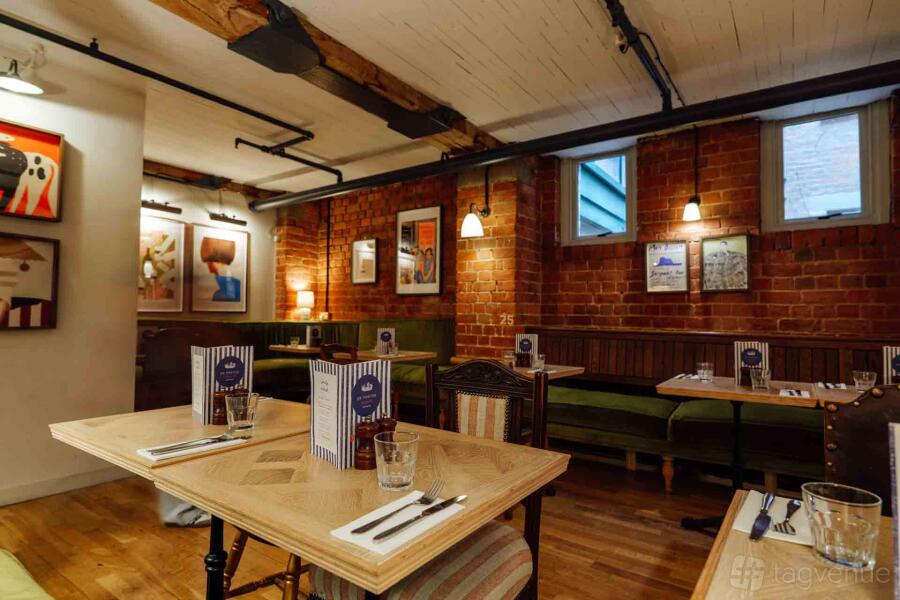Upstairs Quay-side at