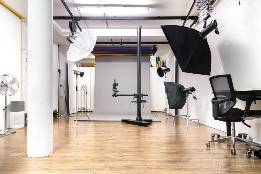studio TWO - photo and video studio TWO - photo and video