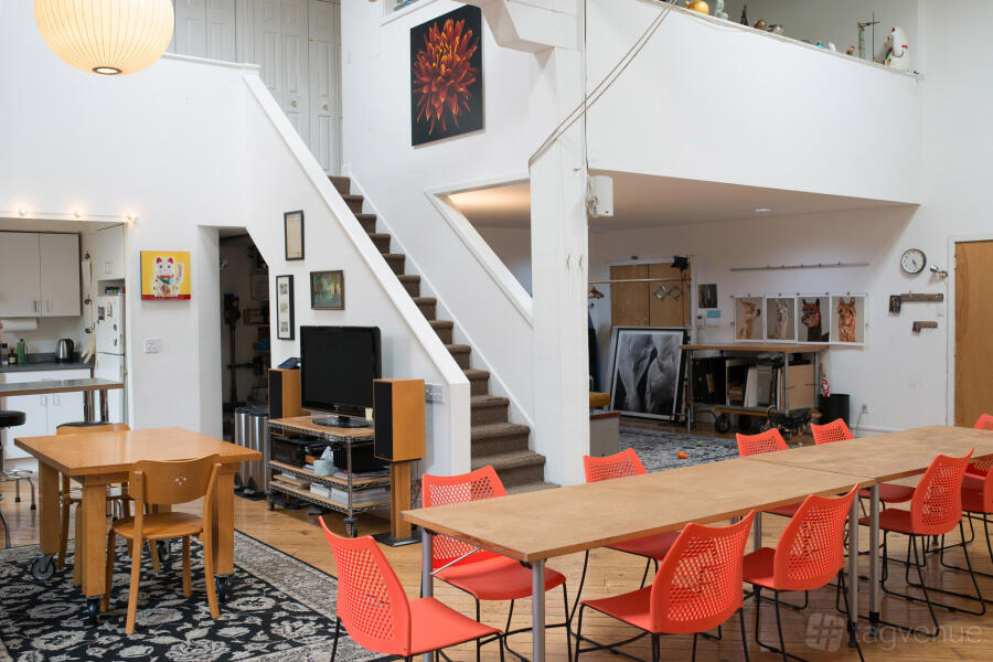 Lots of Light Mission Loft Lots of Light Mission Loft