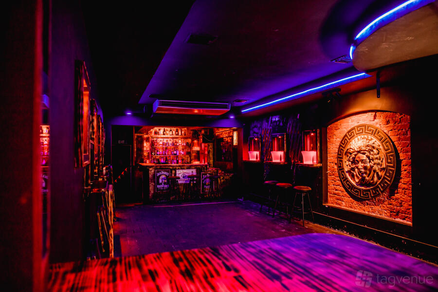 Entire Venue Entire Venue