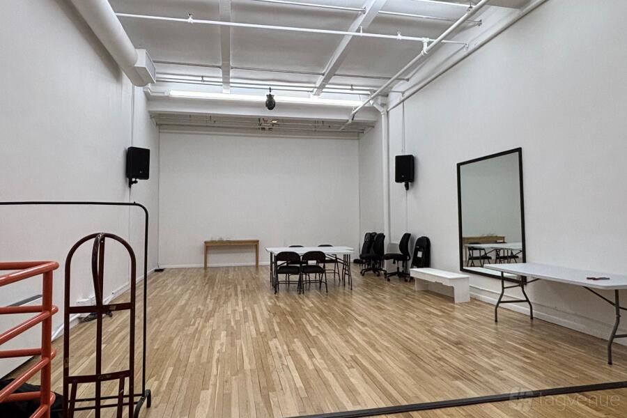 Studio for Performances Studio for Performances