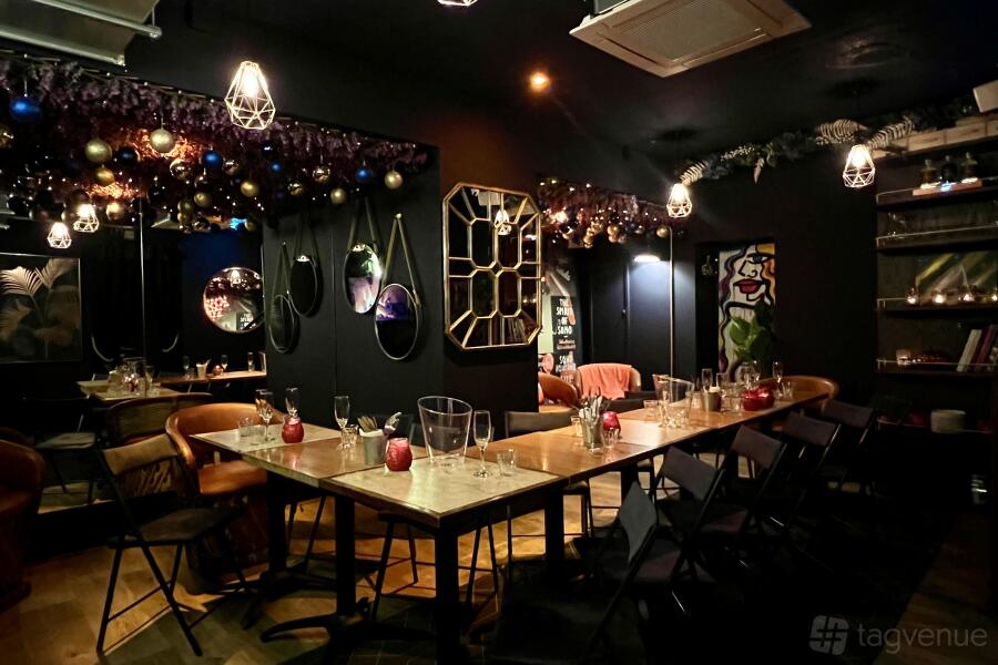 Private Lounge Private Lounge