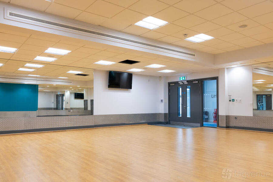Dance Studio Dance Studio