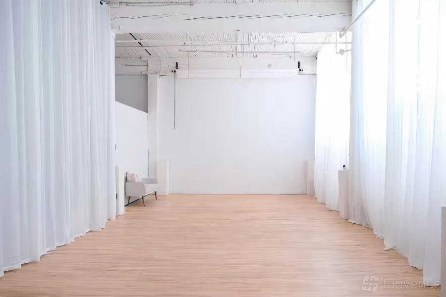 Industrial Loft Studio Industrial Loft Studio