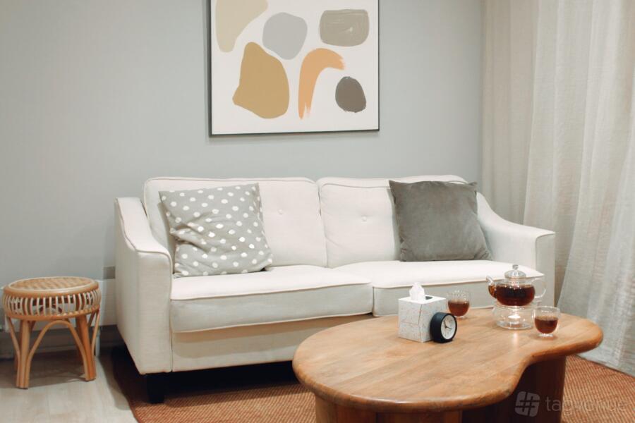 Acacia Room at