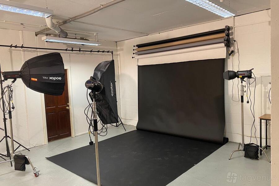 Entire Studio Entire Studio