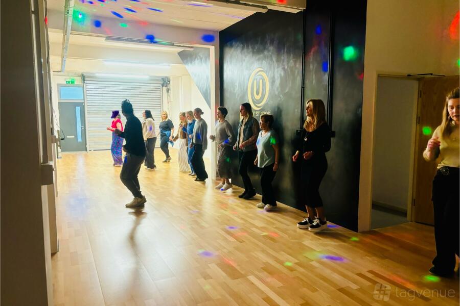 unity dance studio - unity studios bs2 - event venue... Unity Studios BS2 Venue Hire in Bristol | Reviews, Photos & Prices