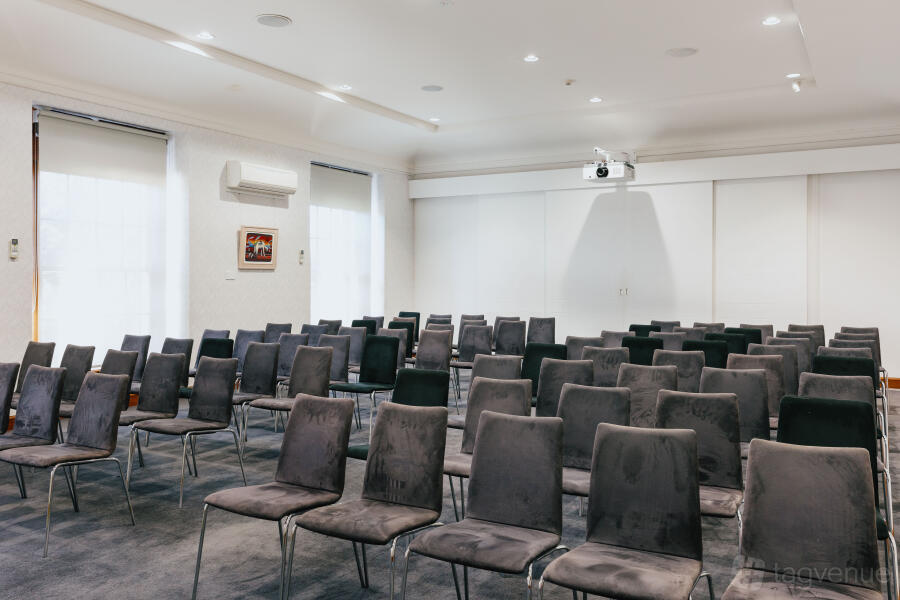 Cullen Room at