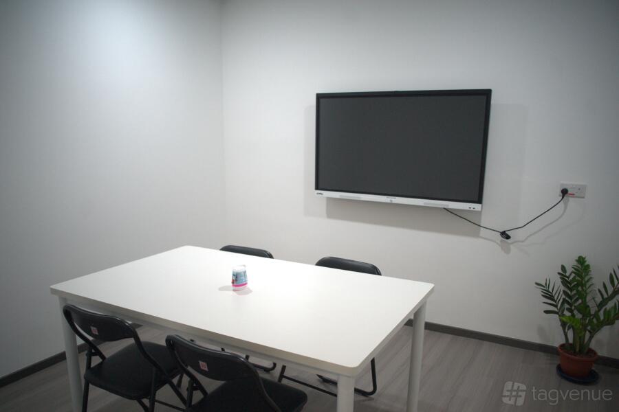 Room H02 Room H02