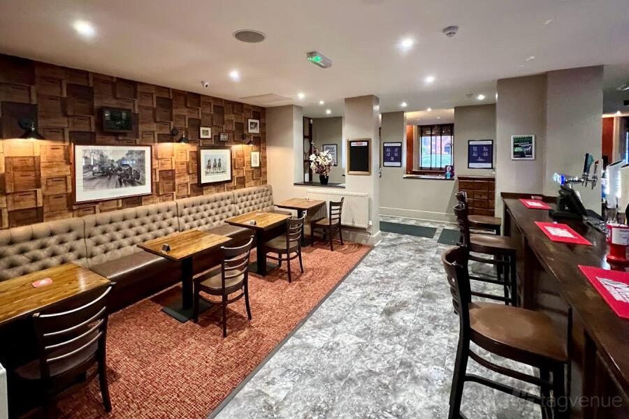 Main Bar Main Bar