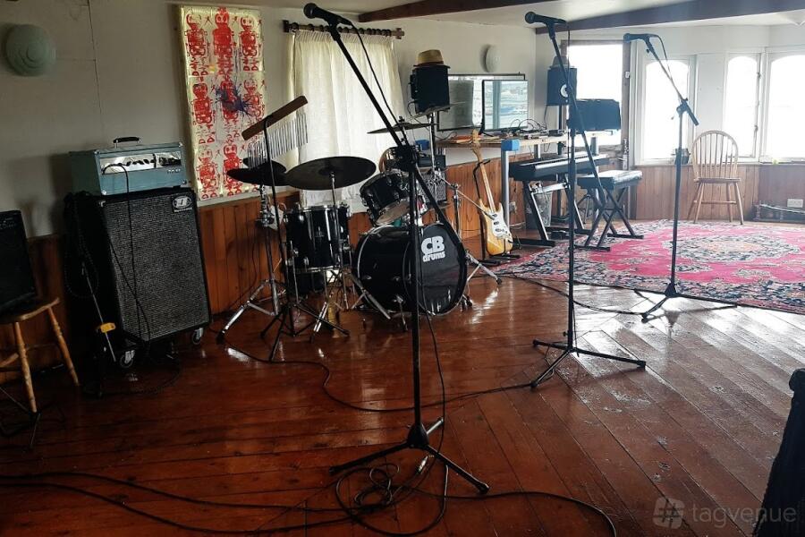 Live Room Live Room
