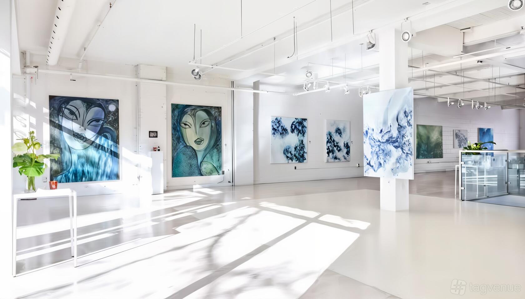 Avant Garde Gallery