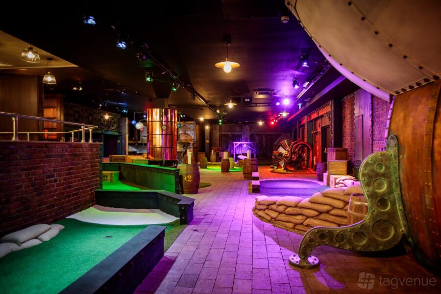 Crazy Golf at