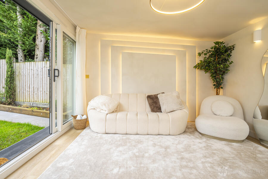 Ko Lab Studios Venue Hire in London | Photos & Prices